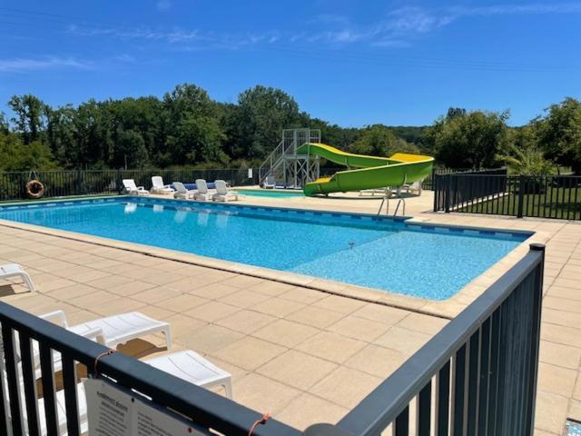 Camping Le Convivial Foncène Exterior foto